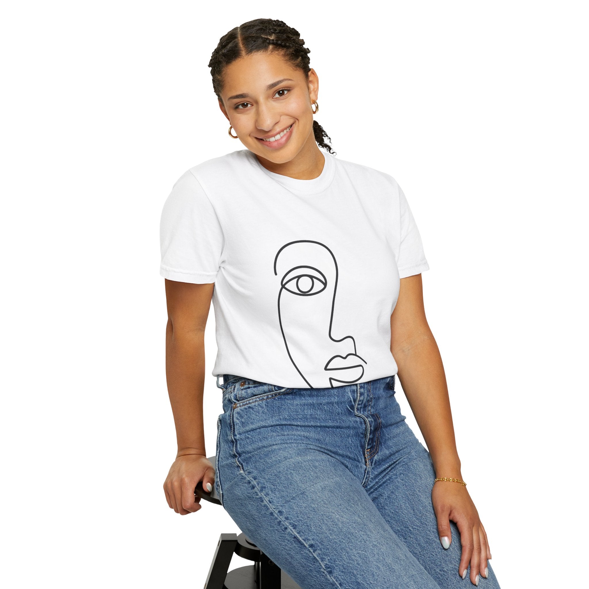 Minimal Line Art Face T-Shirt – Aesthetic Abstract Tee | Unisex Comfort Color Shirt
